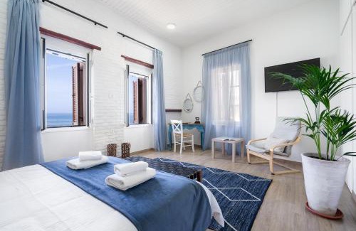 Halepa Casa | Waves - Seaside Escape