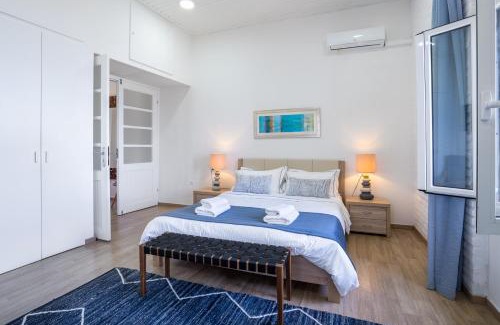 Halepa Casa | Waves - Seaside Escape