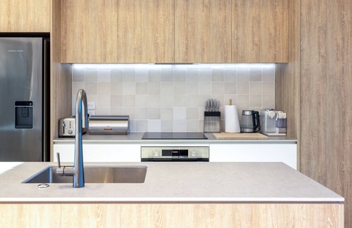 Onetangi Casa | WAVESONG | Coast & Country | WINTER DEAL - Stay for 3, Pay for 2