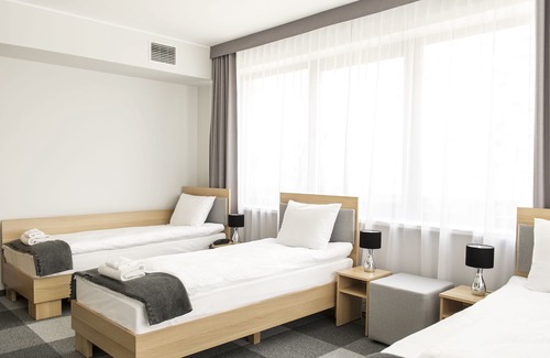 Wlochy Hotel | WAW Hotel Airport Okęcie