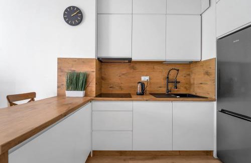 Wawer Apartamento | Wawer Studio - Terrace, Workspace - by Rentujemy