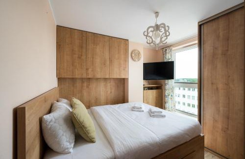 Powazki Apartamento | Wawrzyszewska 2-Bedroom Apartment by BookingHost