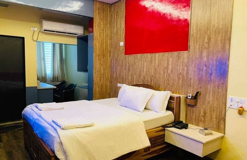 Amarnath Hotel | Wayfare SP Resort