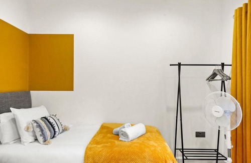 Swindon Apartamento | Wayfield Apartment - Free Parking