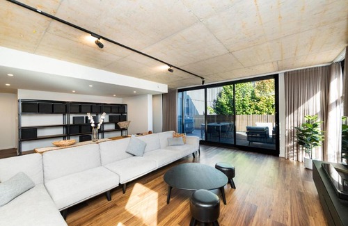 Kingston Apartamento | Waygoose 1