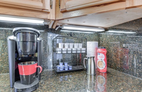 Waynesville Apartamento | Waynesville Studio Suite < 1 Mi to Downtown!