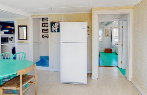 Chilmark Casa | Wayside Camp