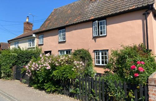 Woodbridge Casa | Wayside Cottage, Dennington