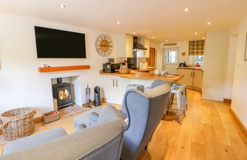 Muker Cabaña | WAYSIDE FARM, pet friendly, character holiday cottage in Muker