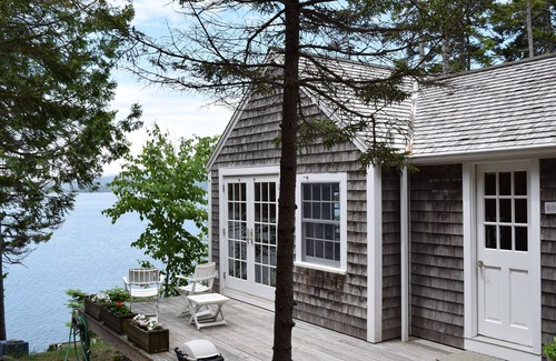Seal Cove Cabaña | The Boat House (o "Honeymoon Suite") en el borde del agua de Blue Hill Bay, MDI