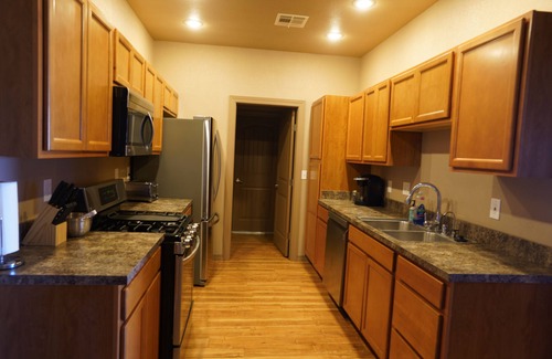 Alamogordo Casa | We offer discounted rates for Holloman AFB TDY/ other 6 month or more tenants.
