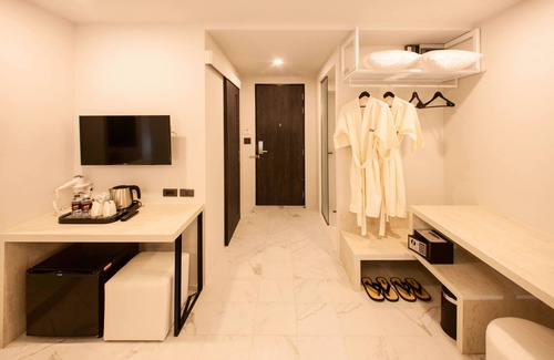 Hai Ya Hotel | We Terminal Hotel