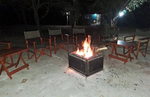 Ololaimutiek Cabaña | we we are located at maasaimara 1.5 km from the main entrance