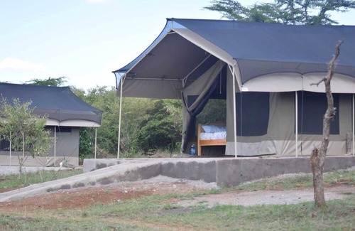 Ololaimutiek Cabaña | we we are located at maasaimara 1.5 km from the main entrance