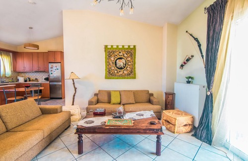 Kastania Apartamento | Le damos la bienvenida a nuestro cómodo y espacioso apartamento "ALKINOI".
