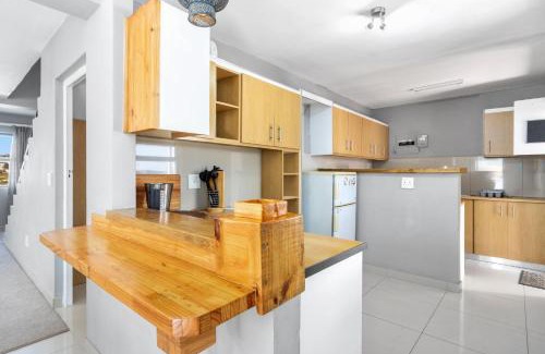 Calypso Beach Casa | Weaver Manor On Calypso by Host Agents