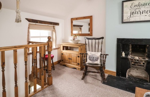 Carlisle Cabaña | WEAVERS COTTAGE, pet friendly, with open fire in Burgh By Sands