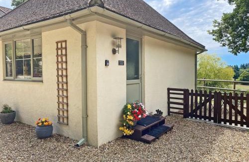 New Forest District Casa | Weavers Lodge