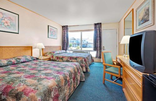 Rosemount Hotel | Weber Inn KItchener