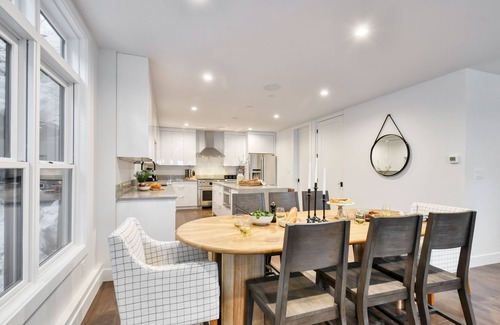 Downtown Park City Cabina | Webster by AvantStay | ⛷️ Central Location w/ Hot Tub and Patio