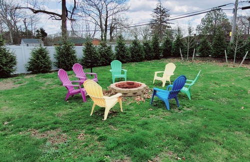 East Shoreham Casa | Weddings, Fall Festival or Getaway. This Is the House!