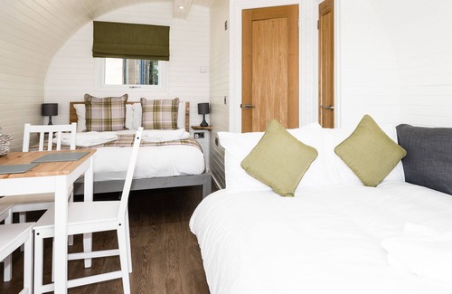 Falkirk Cabina | Weedingshall Lodges