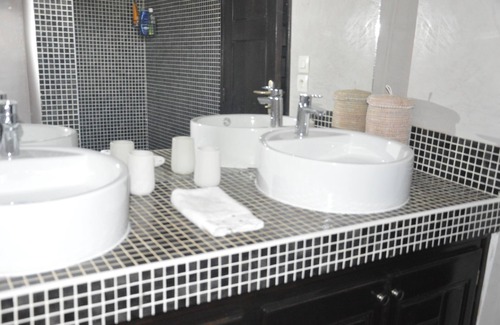 Nianing Villa | Semana 550 € Villa con piscina privada y jardín exótico de 1400m², WI-FI