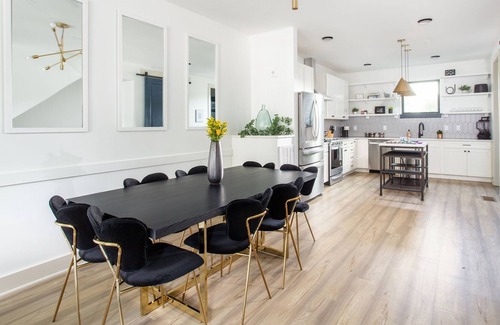 McFerrin Park Casa | Weekday-Specials, Skyline Views, Broadway-2.5mi