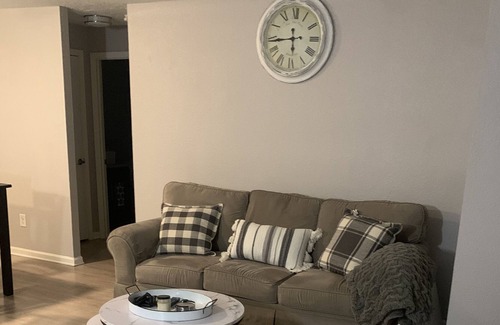 Kettering Apartamento | Weekend Eclipse Special!! This Weekend Only Great View !! Great View!!