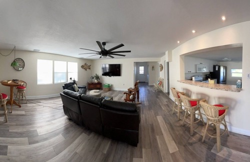 Weeki Wachee Gardens Casa | Weeki Wachee Overflow House