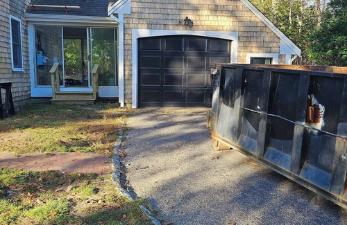 Harwich Center Casa | Weekly 4-bedroom house in marvelous Harwich with AC, WiFi.