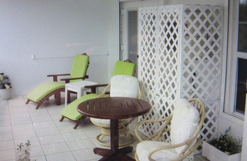 Frigate Bay Apartamento | ** Tasa de descuento semanal ** - Hermoso condominio frente al mar