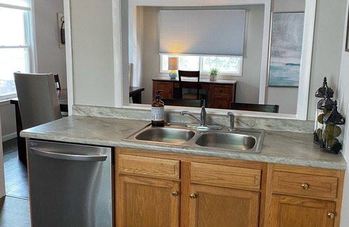 Lima Casa | Weekly or monthly. Doctors/nurses, refinery, out-of- town contractors welcome.