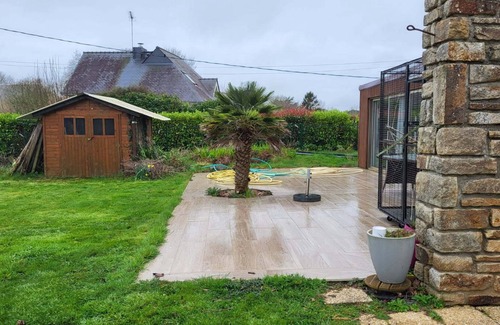 Ploneour-Lanvern Casa | Weekly rental house with swimming pooleur 5 km from the beach