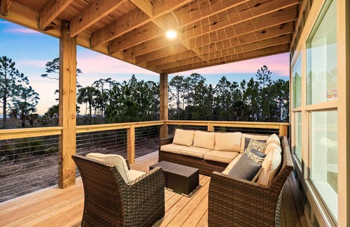 Port St. Joe Casa | ~Weekly Specials ~Bayfront retreat with stunning sunsets near Cape San Blas