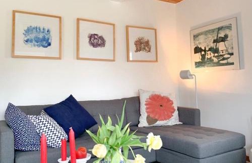 Osterhever Casa | Weiße Reetdachkate