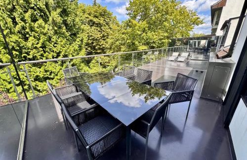 Schwachhausen Apartamento | Weiße Villa -moderne und stilvolle Apartments - nahe HBF & CITY, MESSE, ÖVB