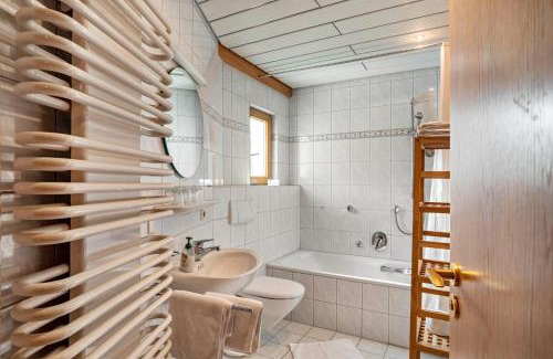 Buehlertal Casa | Wein- und Klimahotel Bergfriedel