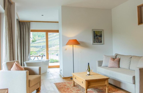 Priel Cama Y Desayuno | Weinhaus Nigl - Hotel, Restaurant und Spa