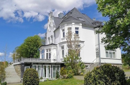 Friedrichsbrunn Apartamento | WeisseVilla Friedrichsbrunn - WeisseVilla - Apartment Empire