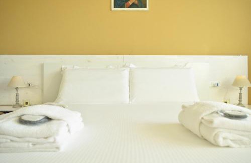 Montegrotto Terme Apartamento | Welc-ōM Shabby Montegrotto