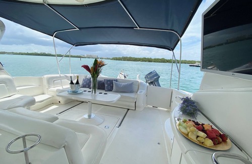 West Little Havana Alquiler De Eote | Welcome aboard Carpe Diem Yacht