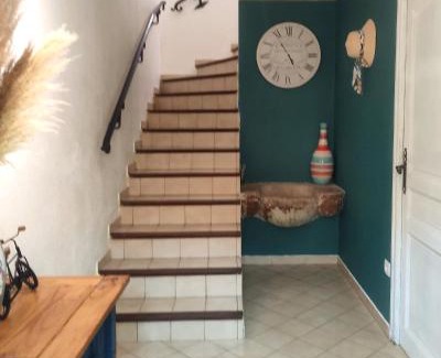 Nebian Casa | Welcome, Bienvenue, Chez Charly!