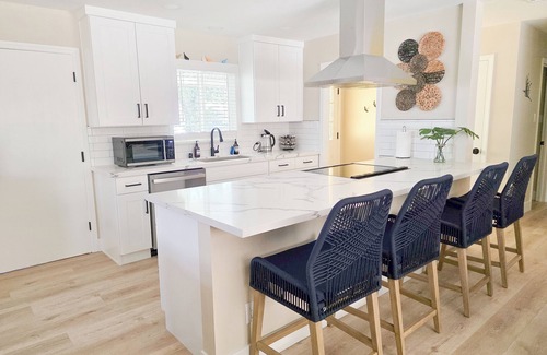 Citrus Heights Casa | Welcome Home! King beds, Peaceful, Nice yard, Playground, and Arcades.