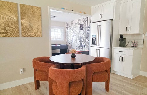 Citrus Heights Casa | Welcome Home! King beds, Peaceful, Nice yard, Playground, and Arcades.