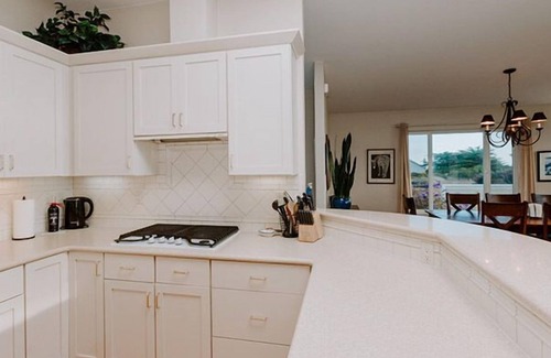Sereno del Mar Casa | Welcome Home - Pet friendly** Coastal home with spanning ocean views