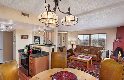 Northeast Santa Fe Hotel | Welcome Home to Santa Fe - Downtown Location, Fireplace, Pool Access