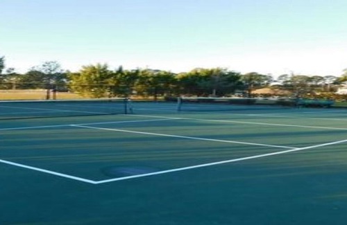 Naples Casa | WELCOME! Luxury House w/Pickleball, Beaches, Marco Island, and Golf, & 5th Ave