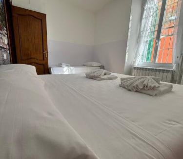 Rezza Apartamento | WELCOME RIVIERA - Cà de la Mia, 60 sqm Apartment with 1 Bedroom, 1 Bathroom, Near the Centre, with Free Parking lot at 400 mt from the apartment