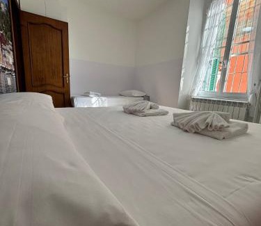 Rezza Apartamento | WELCOME RIVIERA - Cà de la Mia, 60 sqm Apartment with 1 Bedroom, 1 Bathroom, Near the Centre, with Free Parking lot at 400 mt from the apartment